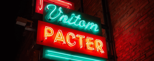 enseigne lumineuse extérieure